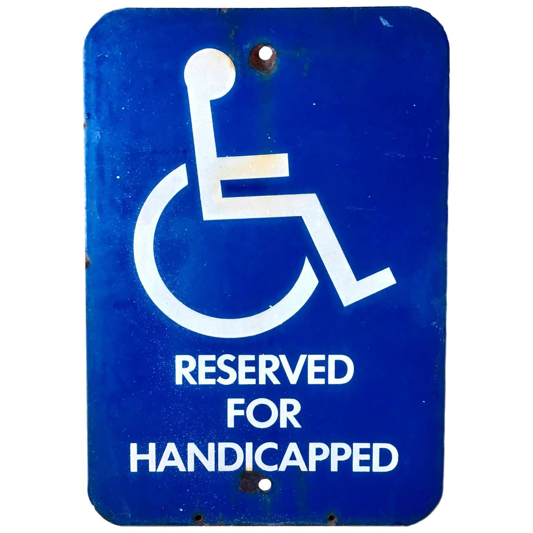 Cartello per disabili in porcellana vintage. Colori fantastici. Incorniciato di recente e inserito in una scatola per ombre. Ottime condizioni vintage.