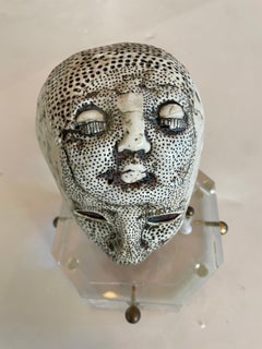 Sculpture de tête en porcelaine de Michele Oka Doner