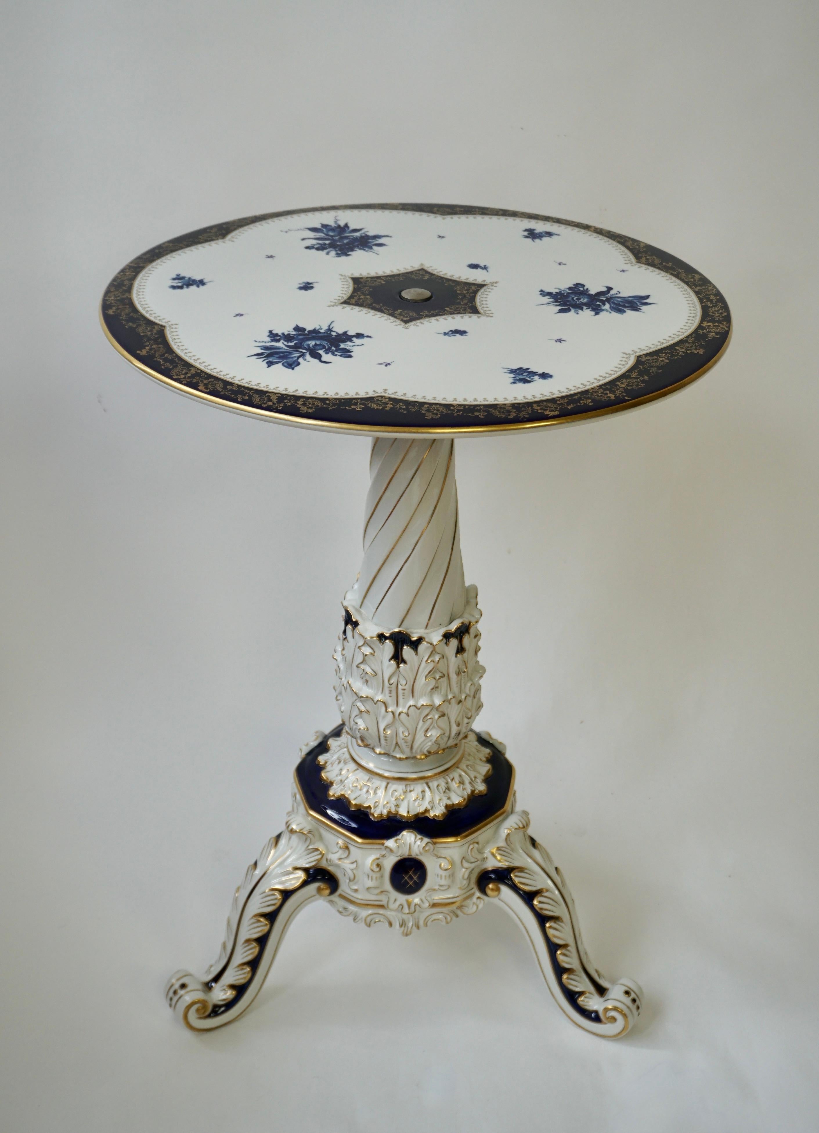 Porcelain Hollywood Regency Style Side End Table, Germany, 20th century For Sale 2