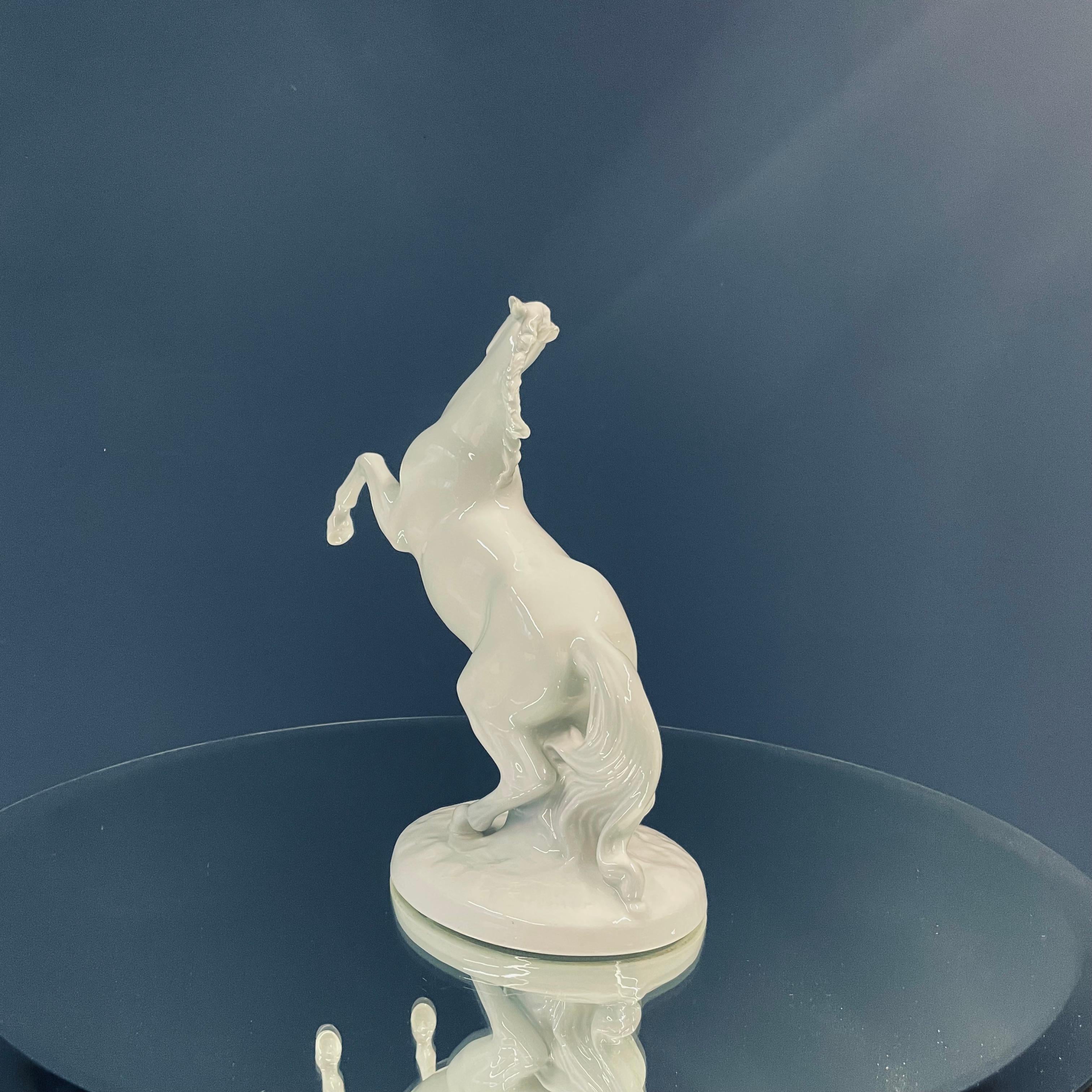 Porcelain Horse sculpture For Sale 1