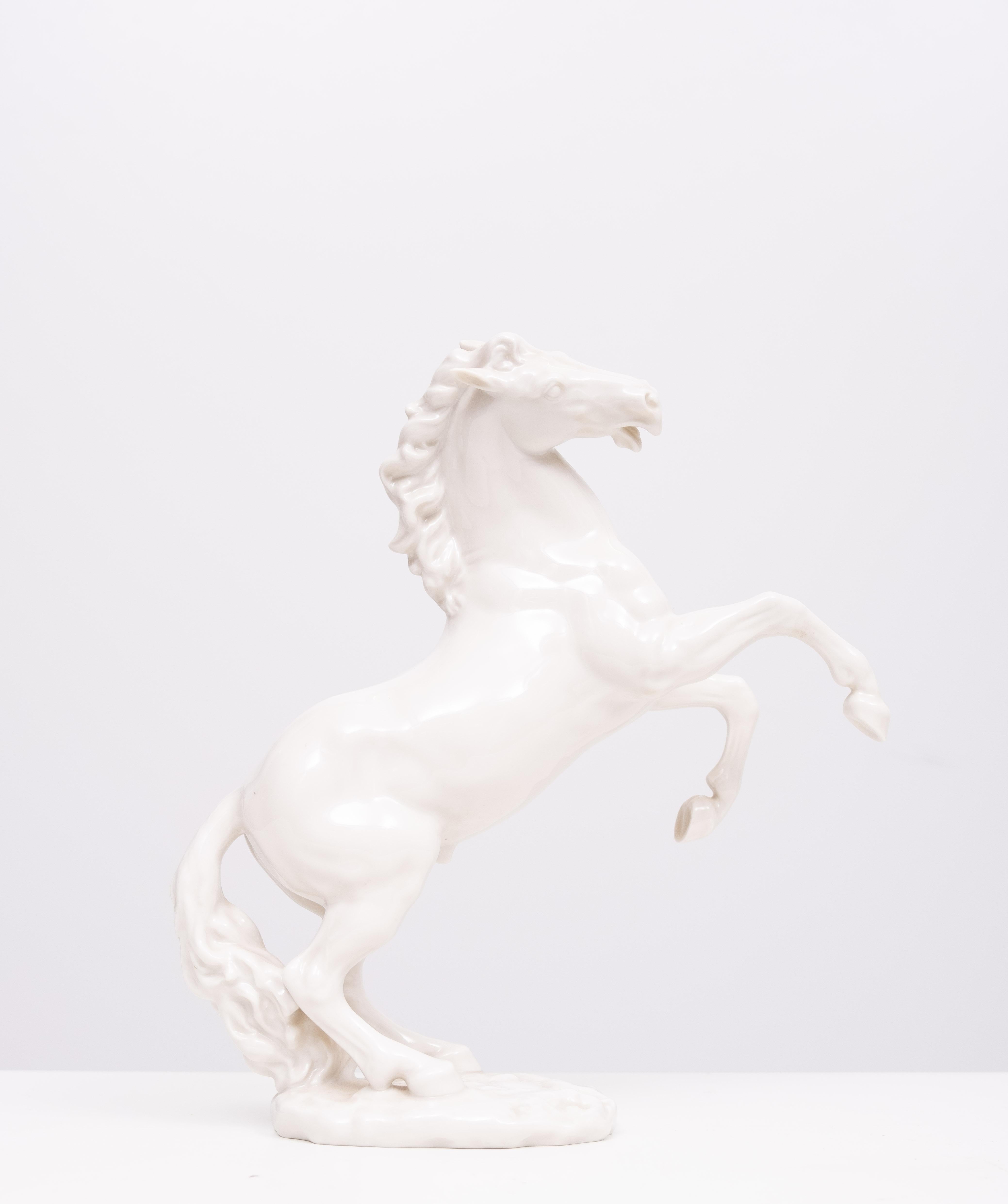 Estatua de porcelana de caballo Lorenz Hutschenreuther Alemania Alemán en venta
