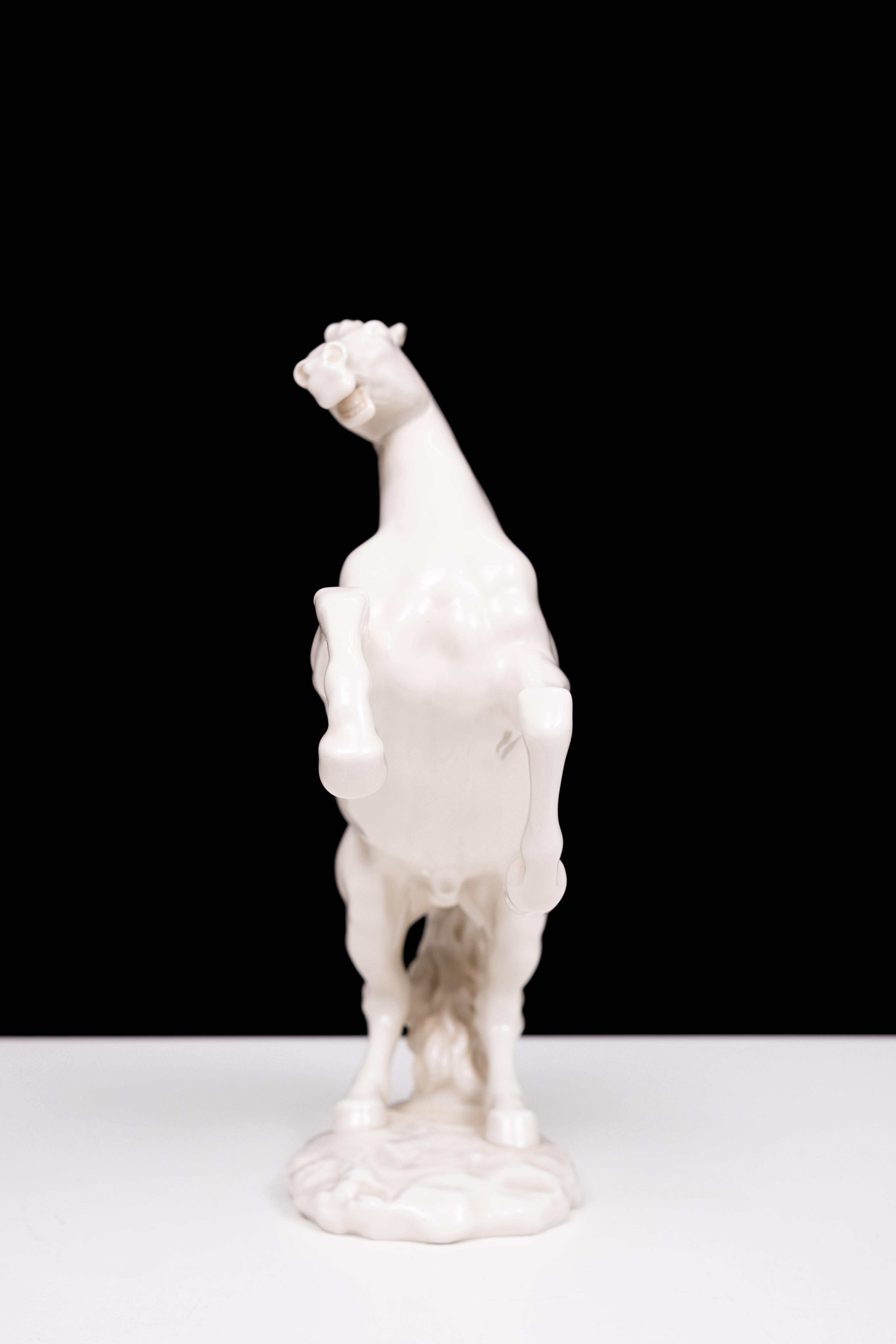 Estatua de porcelana de caballo Lorenz Hutschenreuther Alemania en Bueno estado para la venta en Den Haag, NL