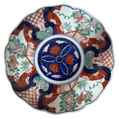 Porcelain Imari Scalloped Dinner plate, 19th Century, Blue, White, Red & Green