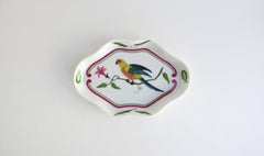 Plat à bijoux en porcelaine avec un design d'oiseau perroquet, vers les années 1980