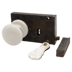 Pomo de porcelana giratorio a la derecha Juego de cerraduras de hierro fundido para puertas Cantidad disponible