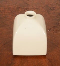 Porzellan KPM Berlin Vase Entworfen von Siegmund Schütz