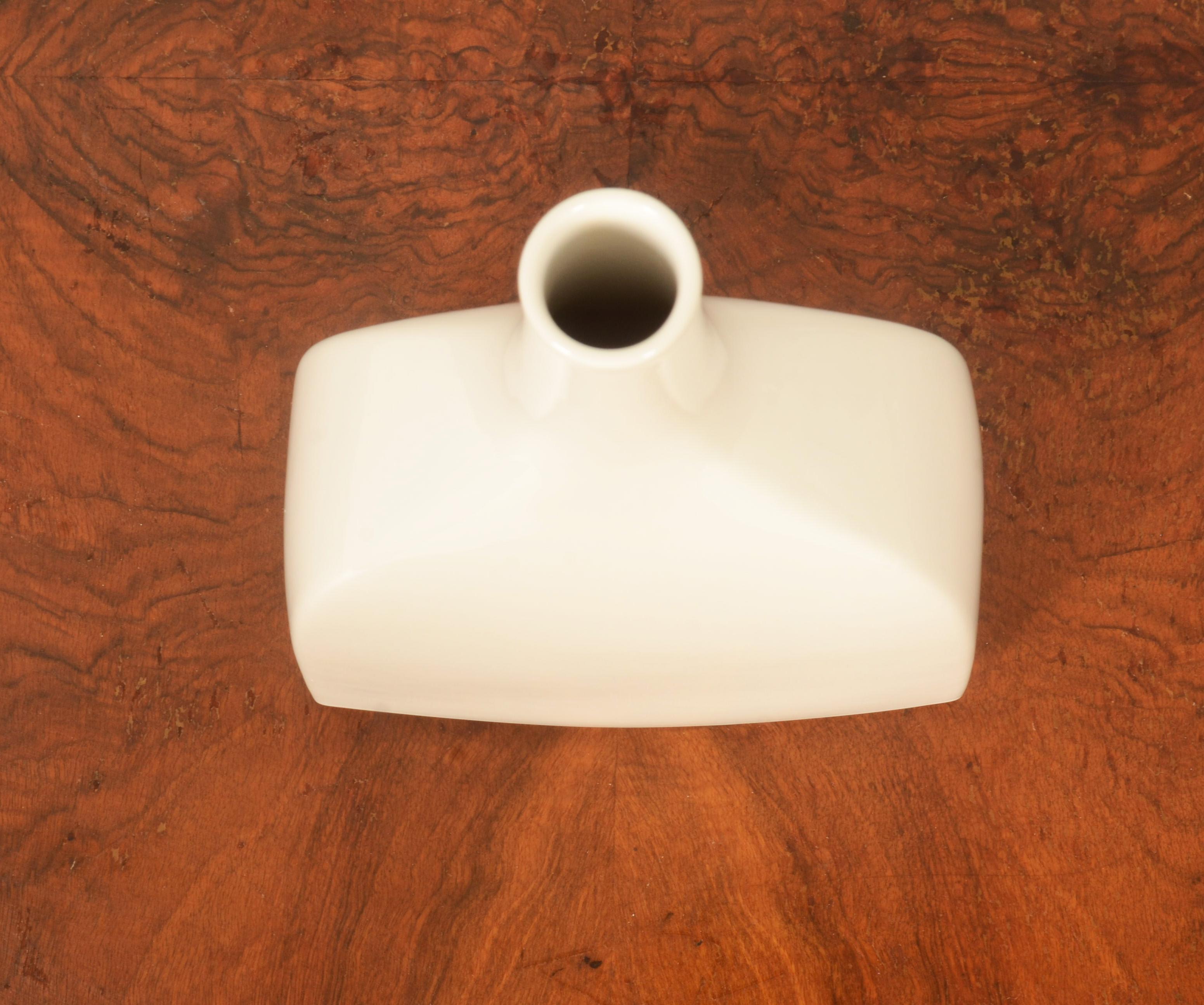 Mid-Century Modern Vase KPM Berlin conçu par Trude Petri en vente