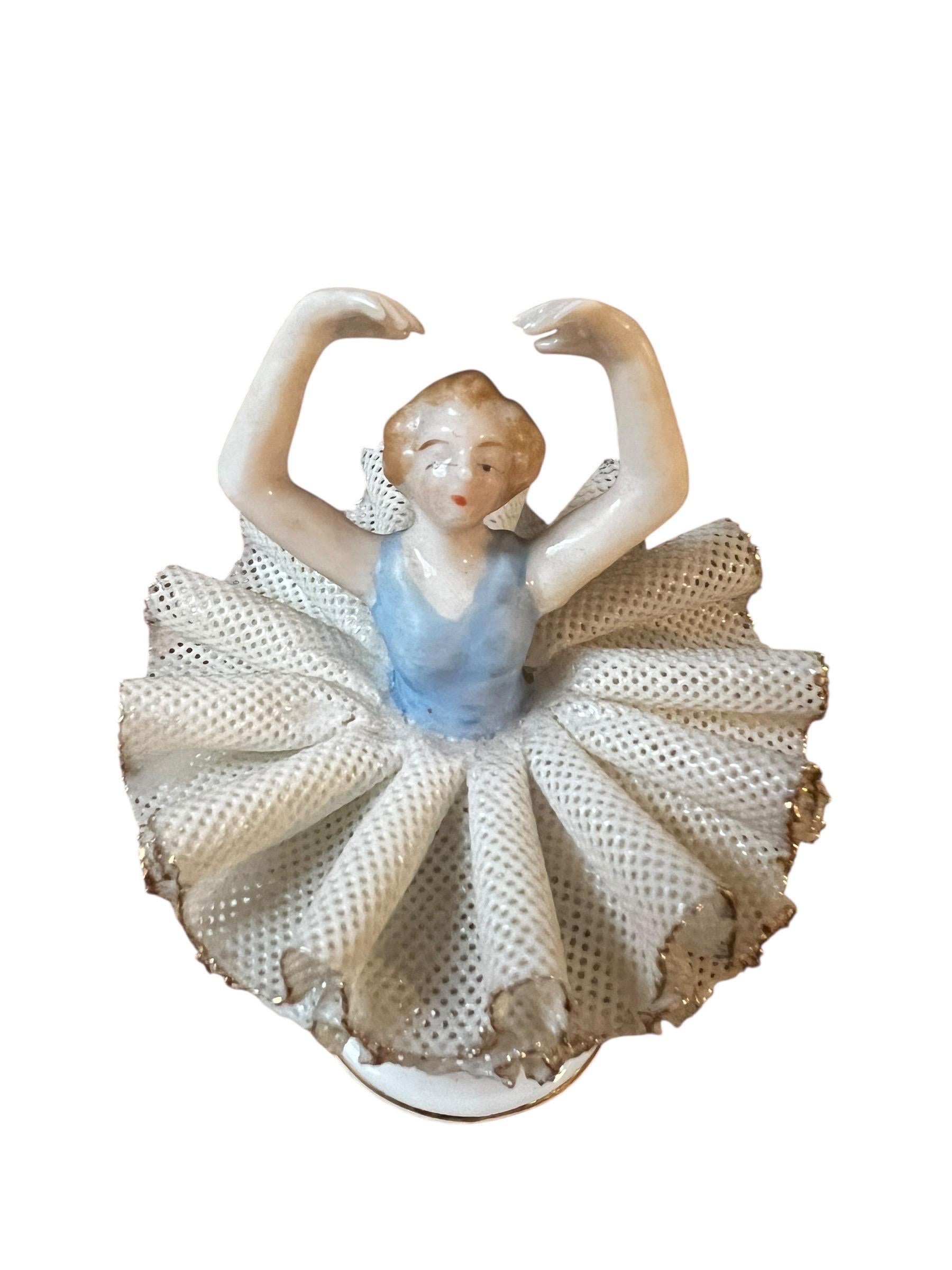 Figura de bailarina de porcelana 