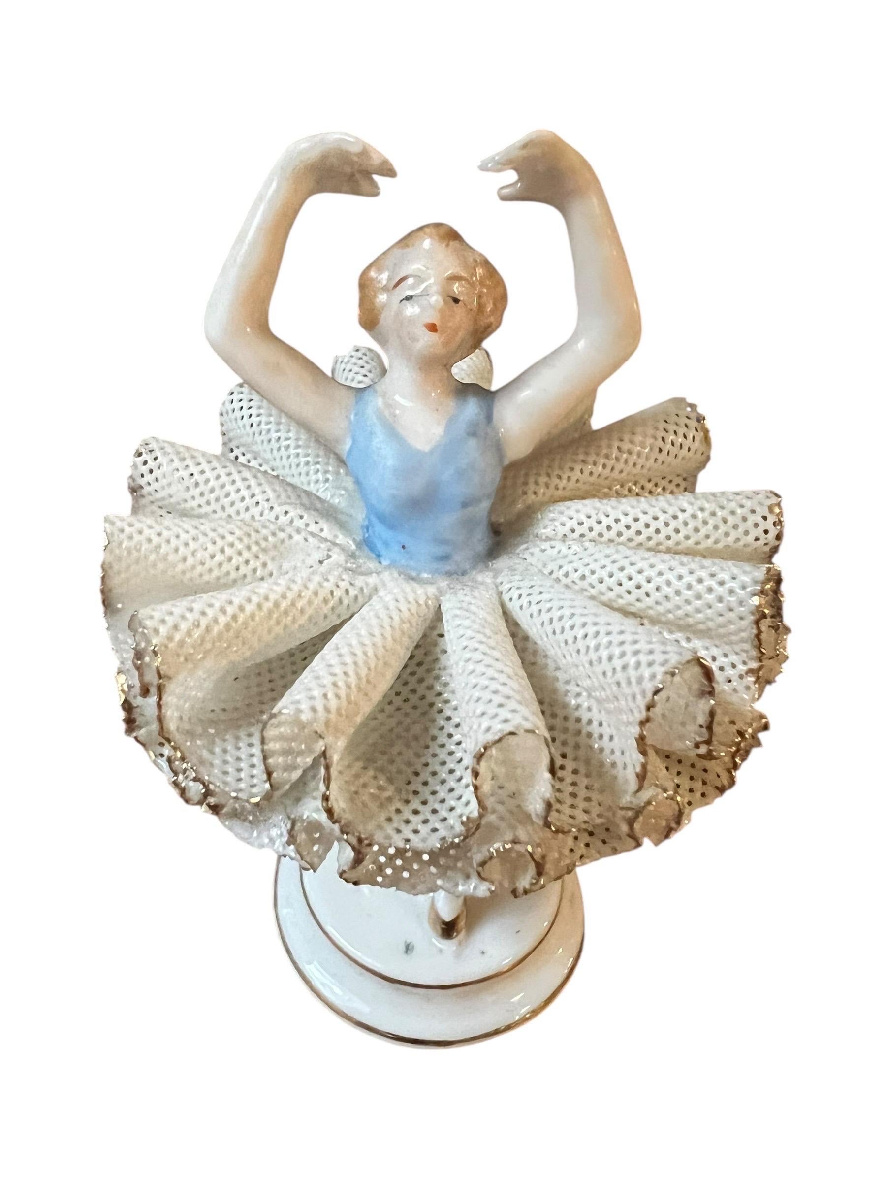 Figura de bailarina de porcelana 