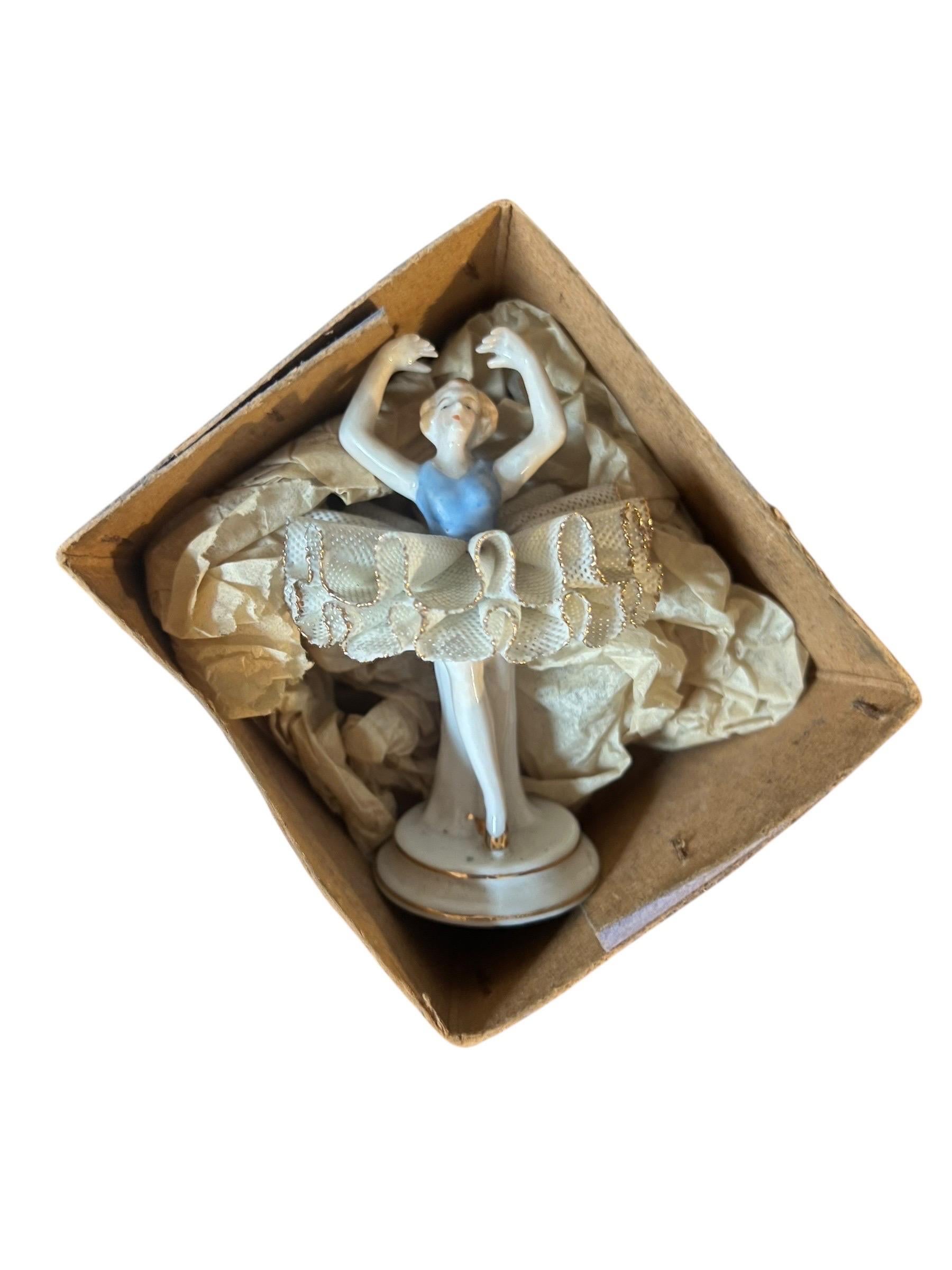 Figura de bailarina de porcelana 