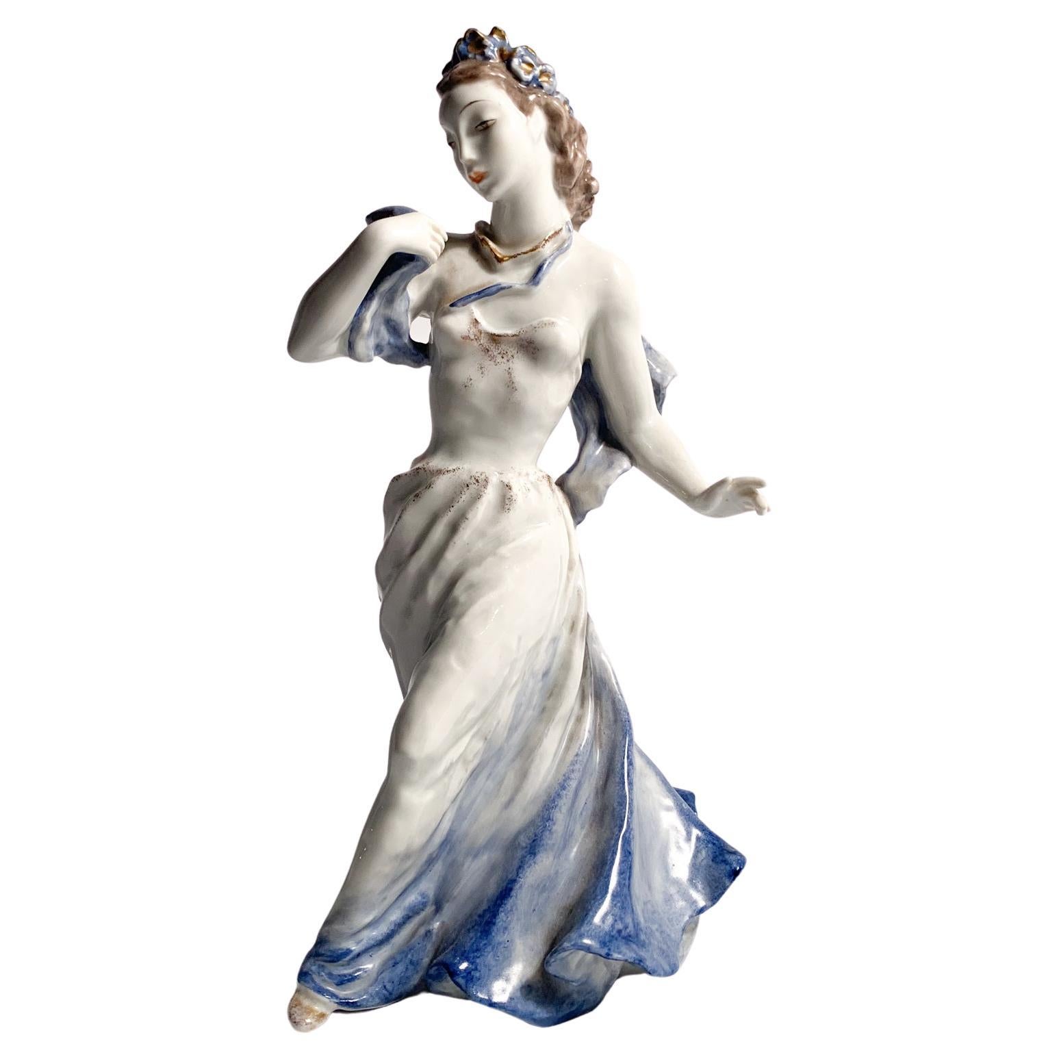 Porcelain Lady Sculpture by Rosenthal from the 1940s For Sale