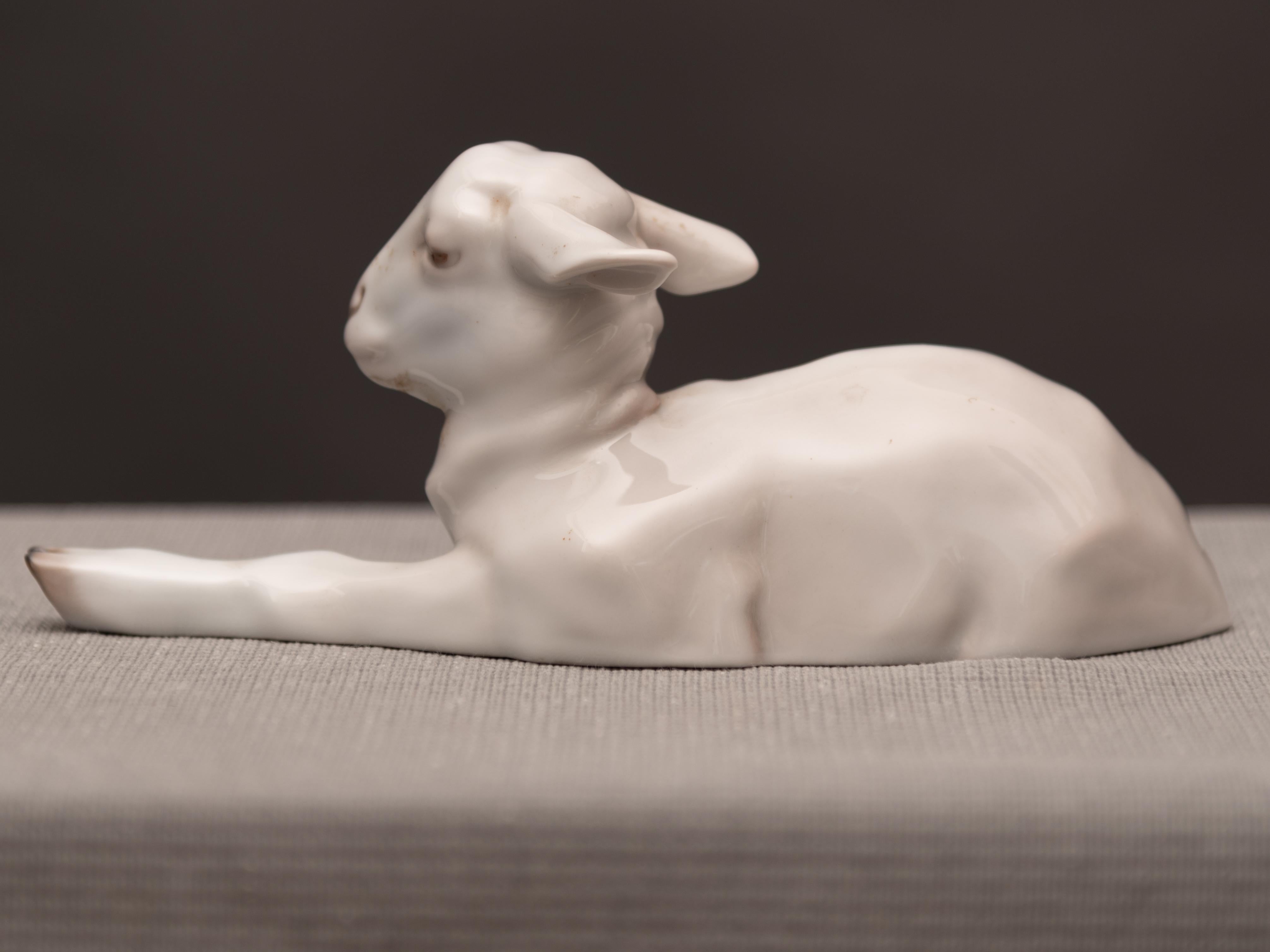 Very nice classical vintage Rosenthal lamb porcelain figurine modeled by Willy Zügel.
This irresistible animalier figure features a green underglaze Rosenthal factory label and mark in the base.

Every item of our Gallery, upon request, is