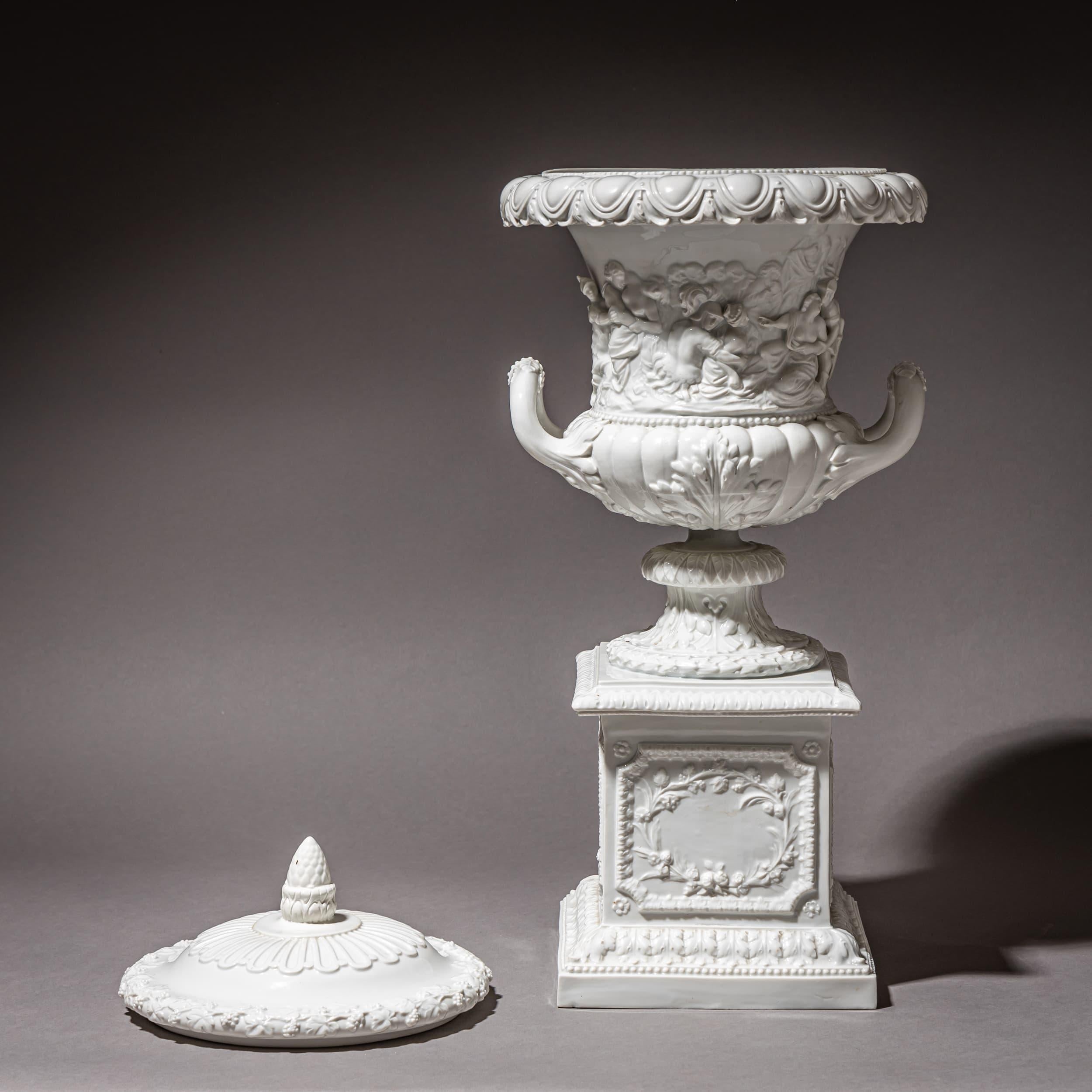 Porcelain Lidded Krater Vase in the Antique Style, Germany, 20th Century For Sale 4