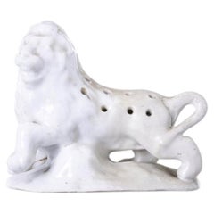 Porcelaine - Porte-cure-dents « Lion » - Vista Alegre - XIXe siècle