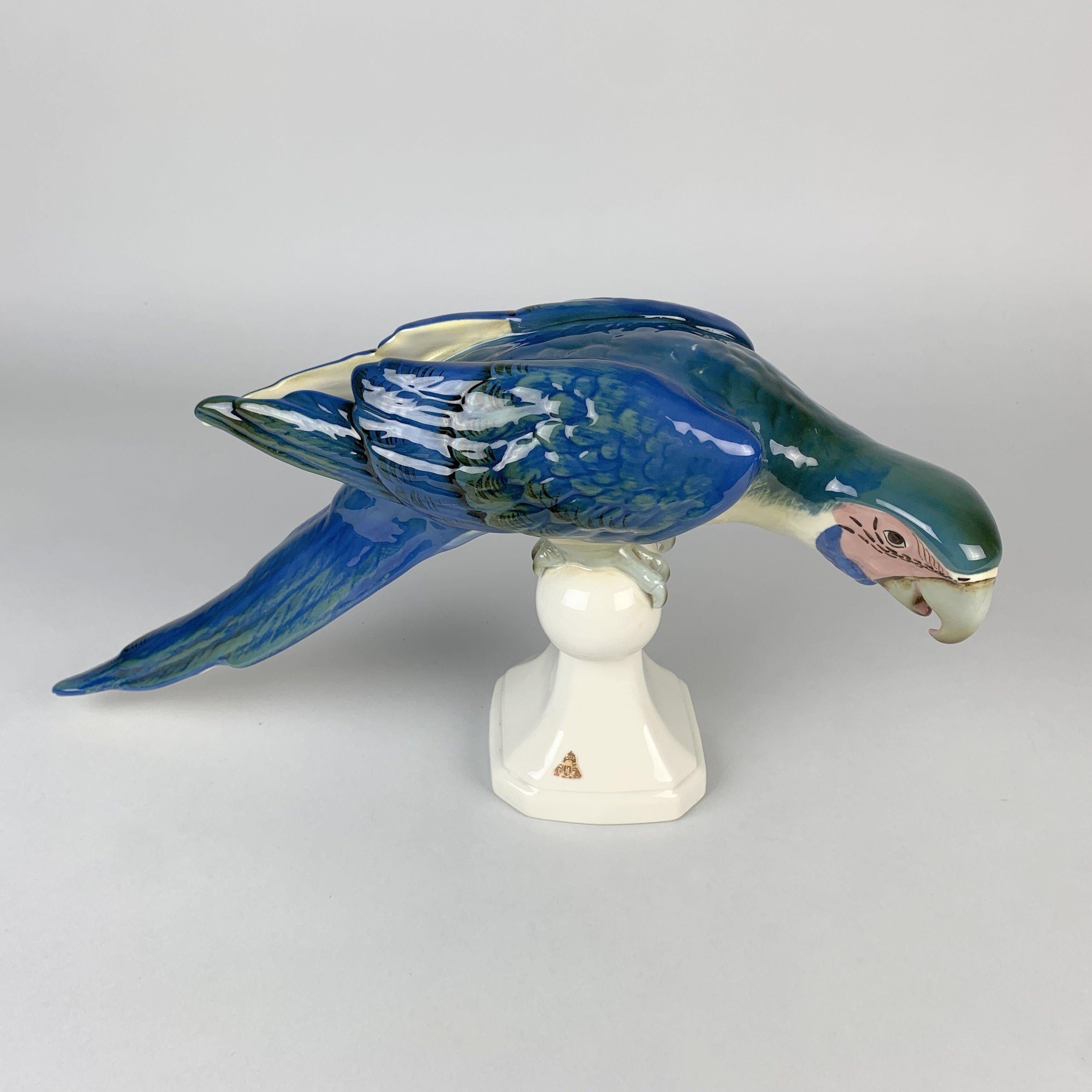 Porcelain Midcentury Royal Dux Macaw Parrot, Czechoslovakia, 1960's 4