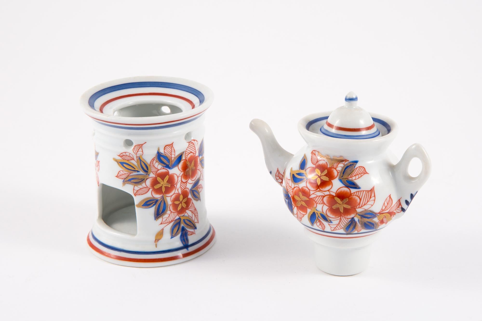 Beige Porcelain Mini Doll Tea Maker For Sale