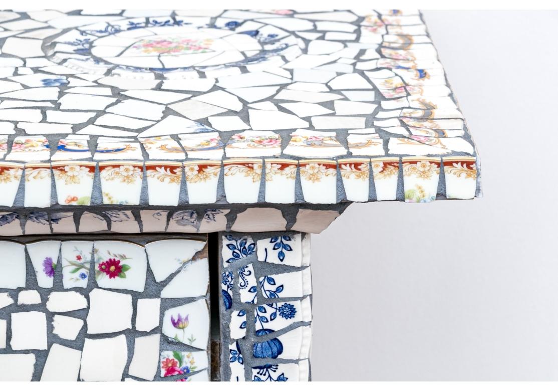 Porzellan Mosaik Intarsien Kommode mit drei Schubladen im Angebot 7