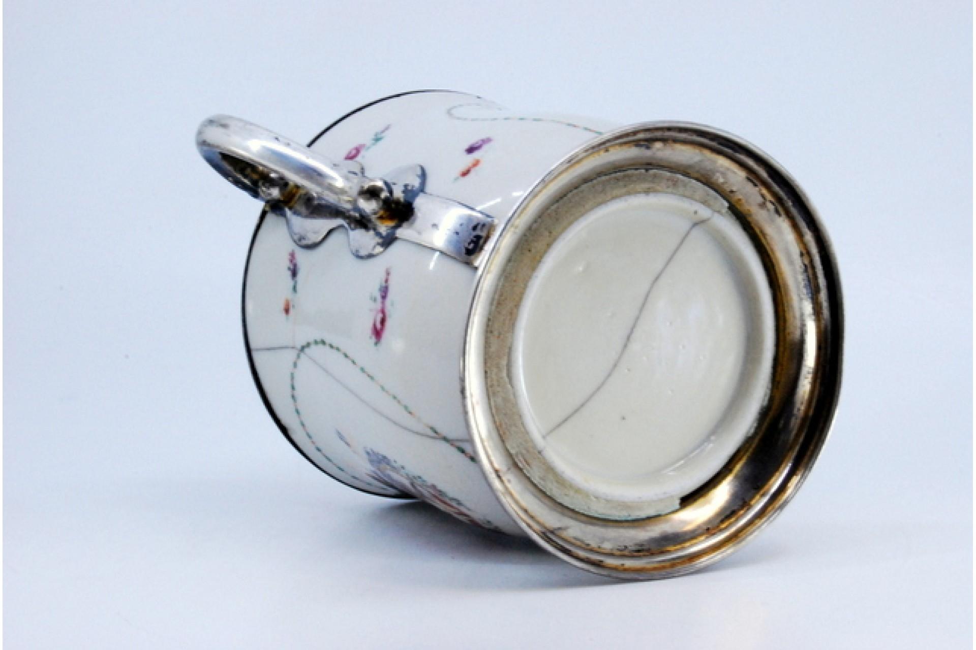 Silver Porcelain mug with Japanese motifs, with silver base, handles and rim For Sale