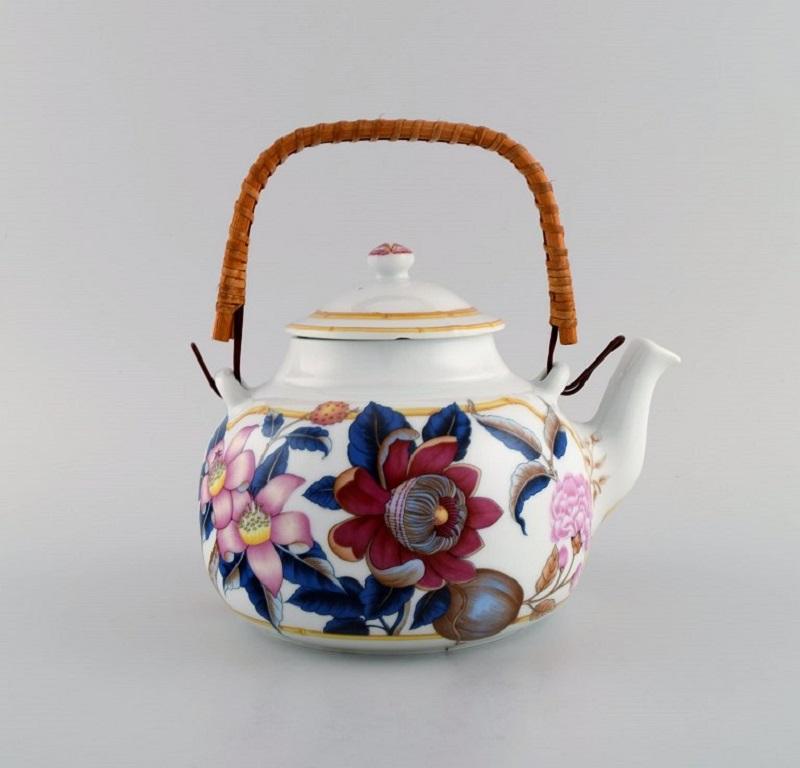 French Porcelain of Paris, 