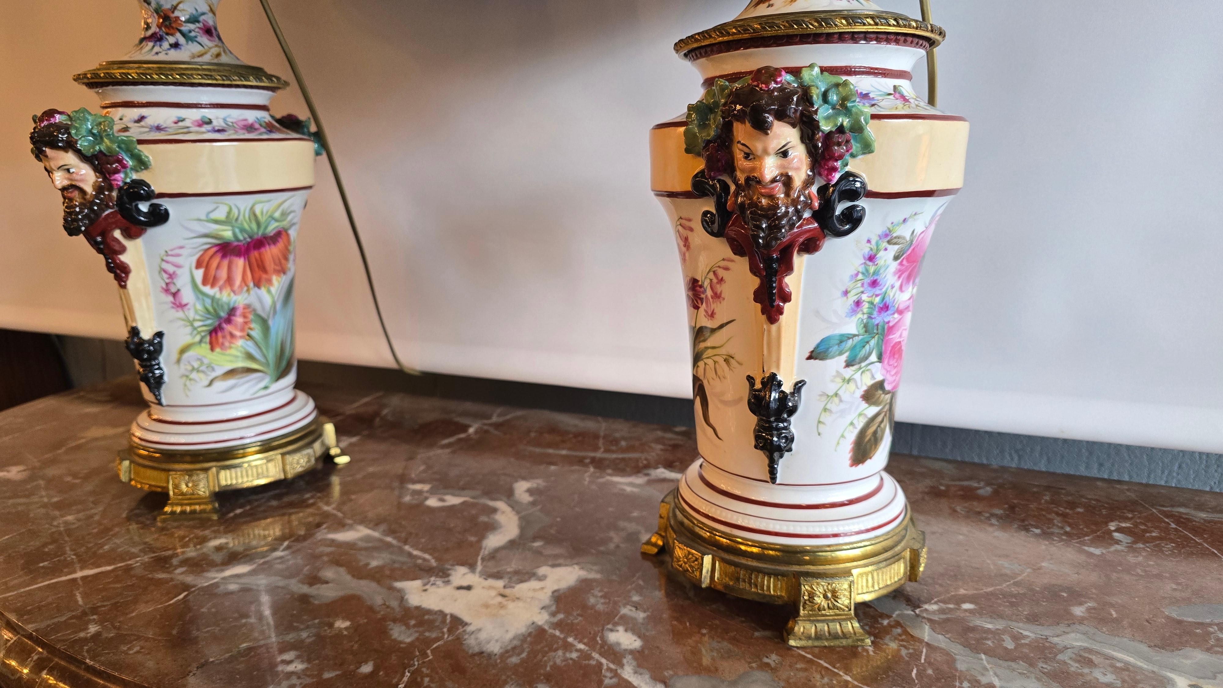 Lampes à huile en porcelaine transformées en lampes de table avec masques de Bacchus, vers 1870 en vente 5