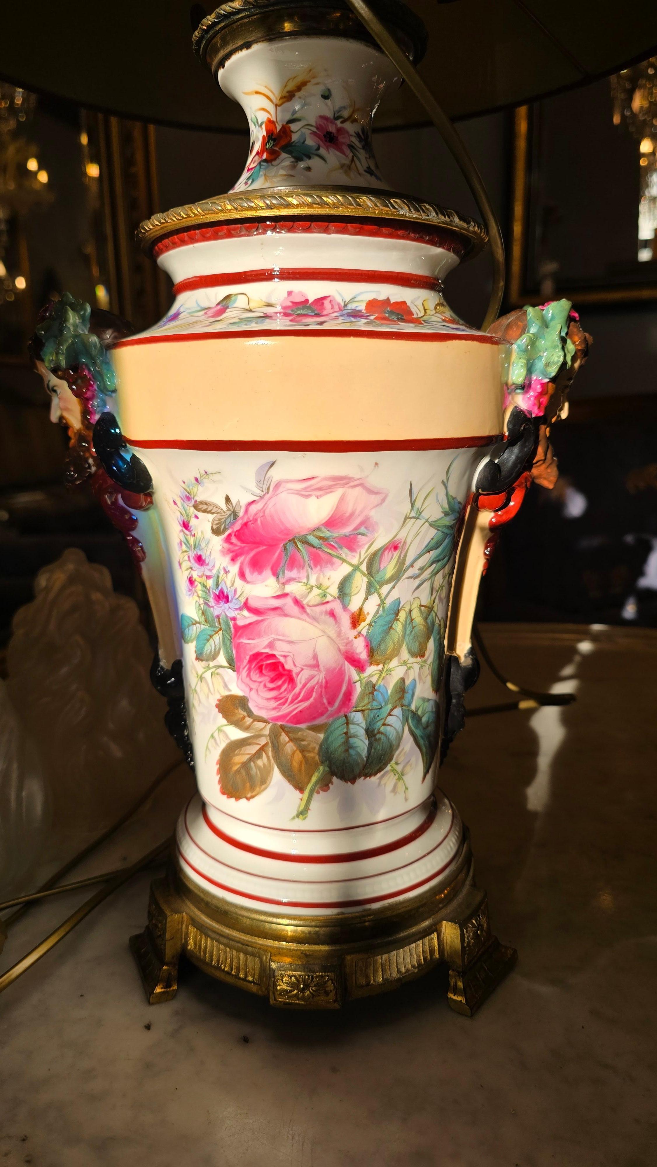 Lampes à huile en porcelaine transformées en lampes de table avec masques de Bacchus, vers 1870 en vente 10