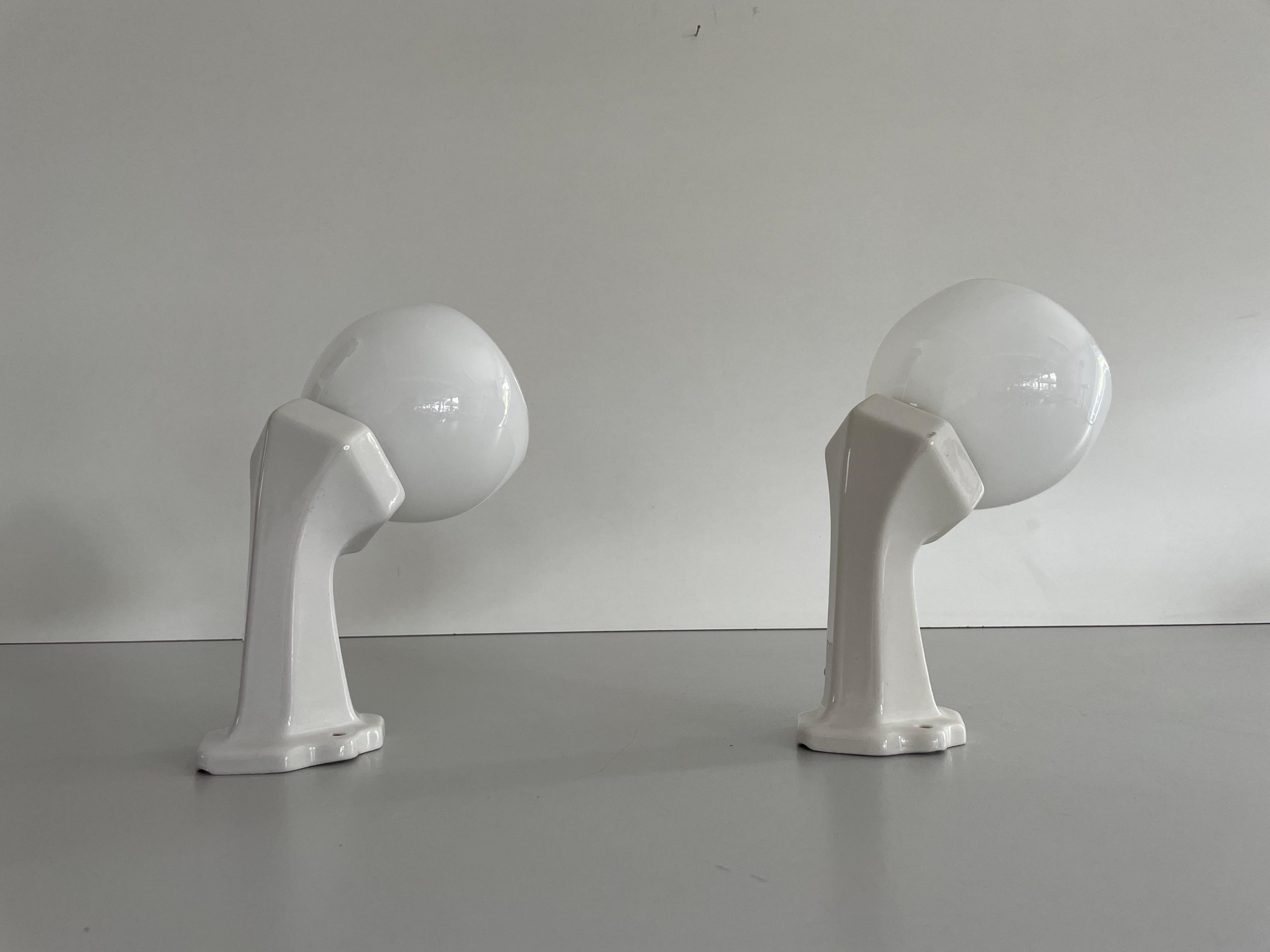 Apliques de baño de porcelana y cristal opalino, años 60, Italia Vidrio en venta