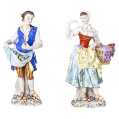 Porcelain - Pair of figures - 19th century