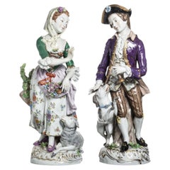 Porcelain - Pair of sculptures