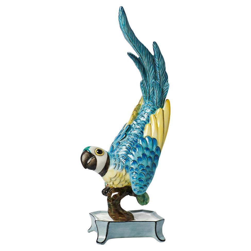 Porzellan Papagei-Figur, handgefertigt, handbemalt – Nymphenburg-Porzellan