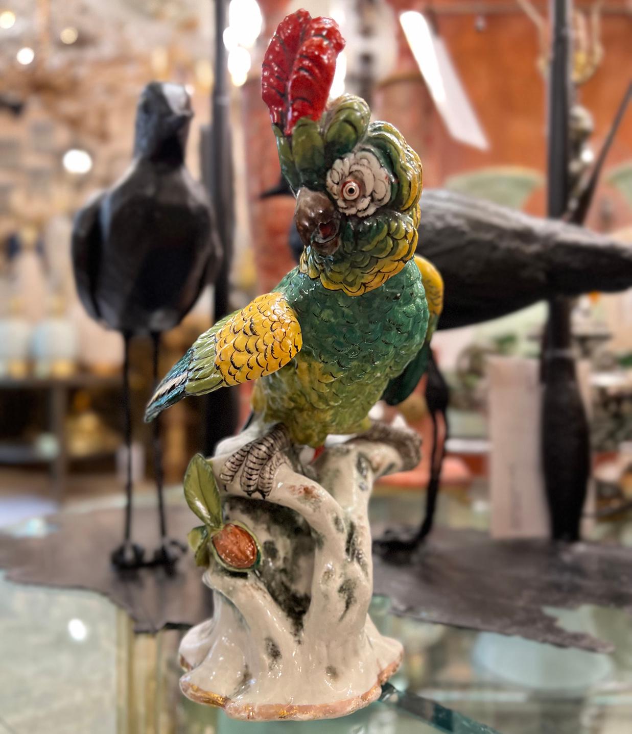 Papagei-Figur aus Porzellan (Deutsch) im Angebot