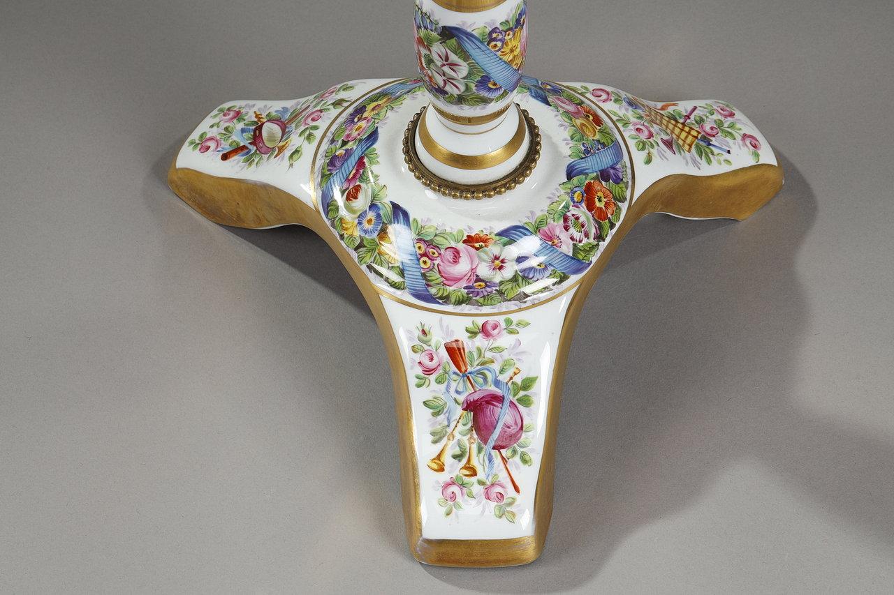 Porcelain Pedestal Table 