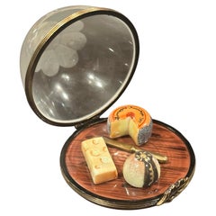 Plateau à fromage en porcelaine Peint Main Vintage avec Dome en verre Boîte à bibelots par Limoges