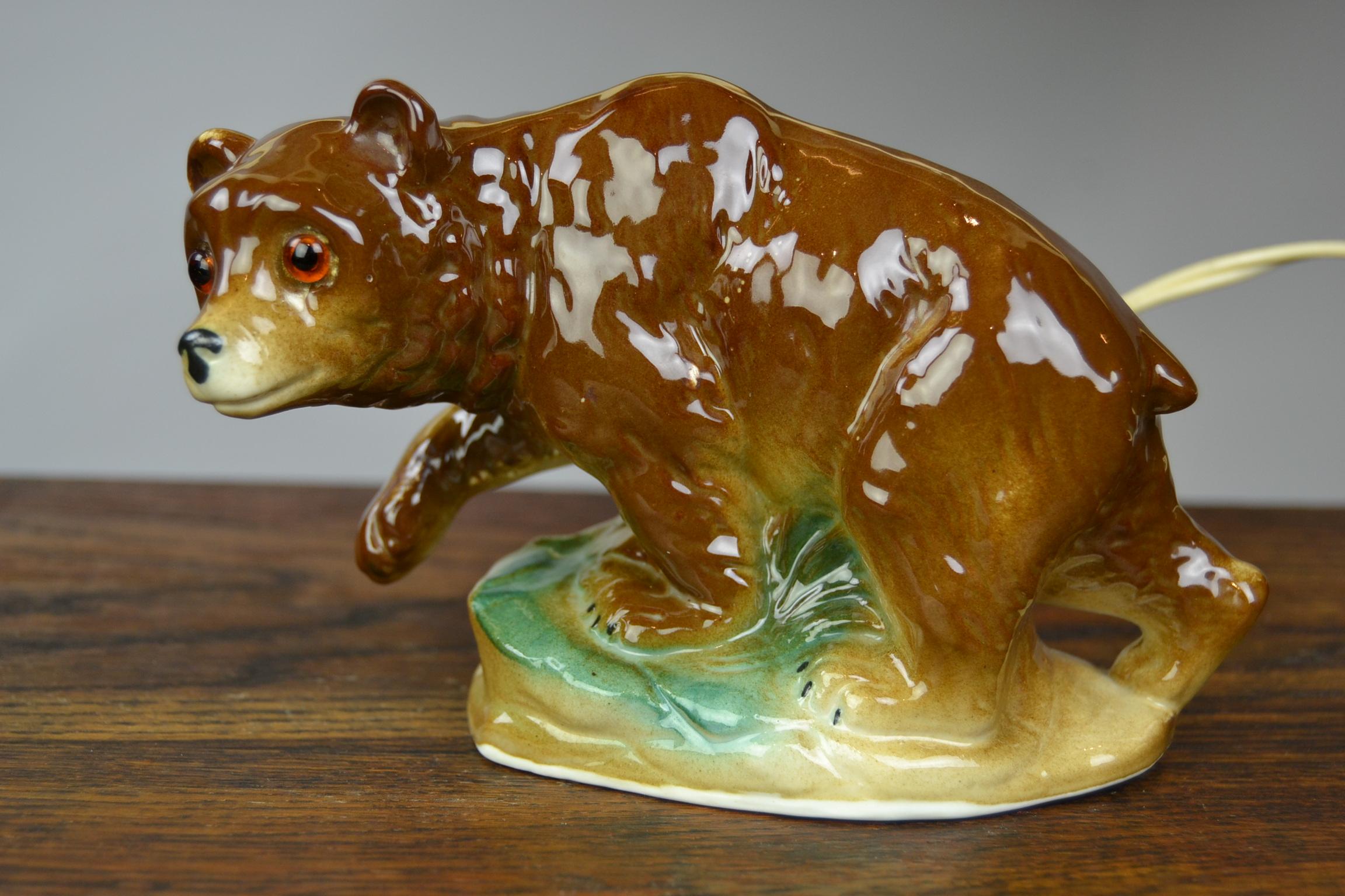 Lampe à parfum Porcelain Bear, Allemagne, années 1930 en vente 1