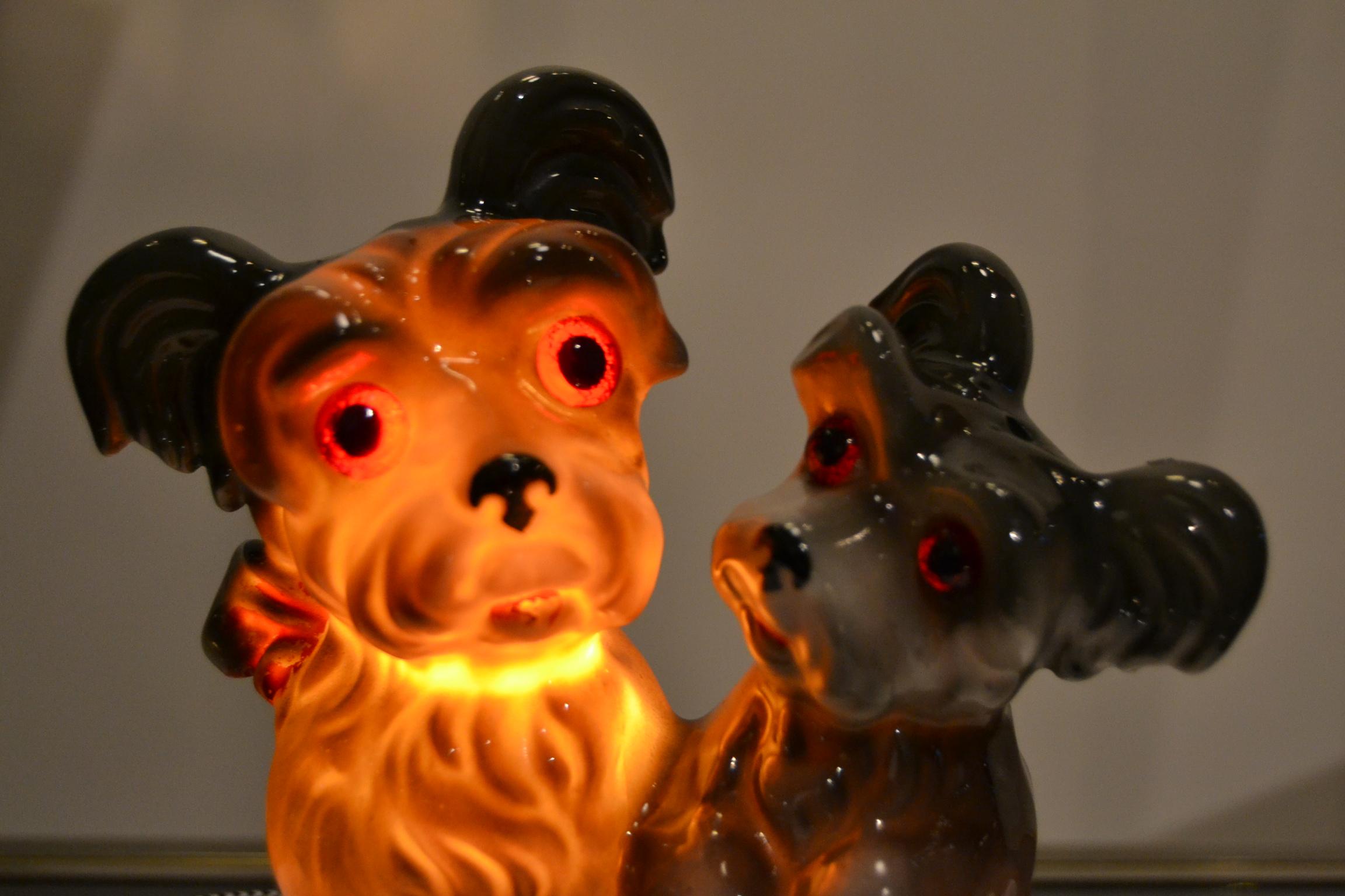 Porcelain Perfume Lamp with 2 Dogs, Germany, 1950s For Sale 5