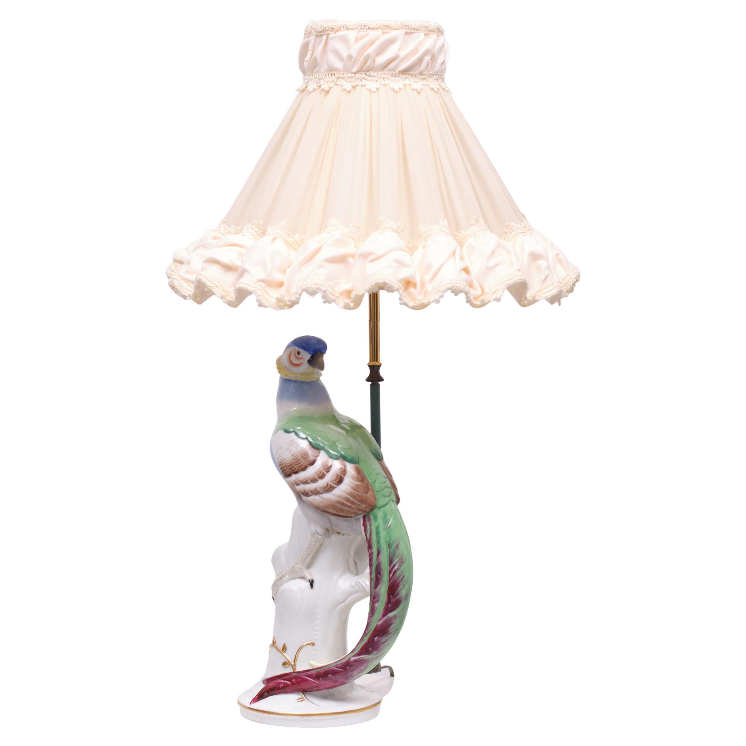 Lampe de table en porcelaine avec faisan Allemagne années 1950