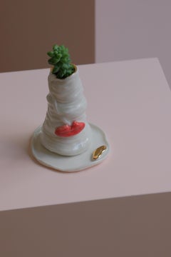 Porcelain Planter in white, red and gold by Hania jneid