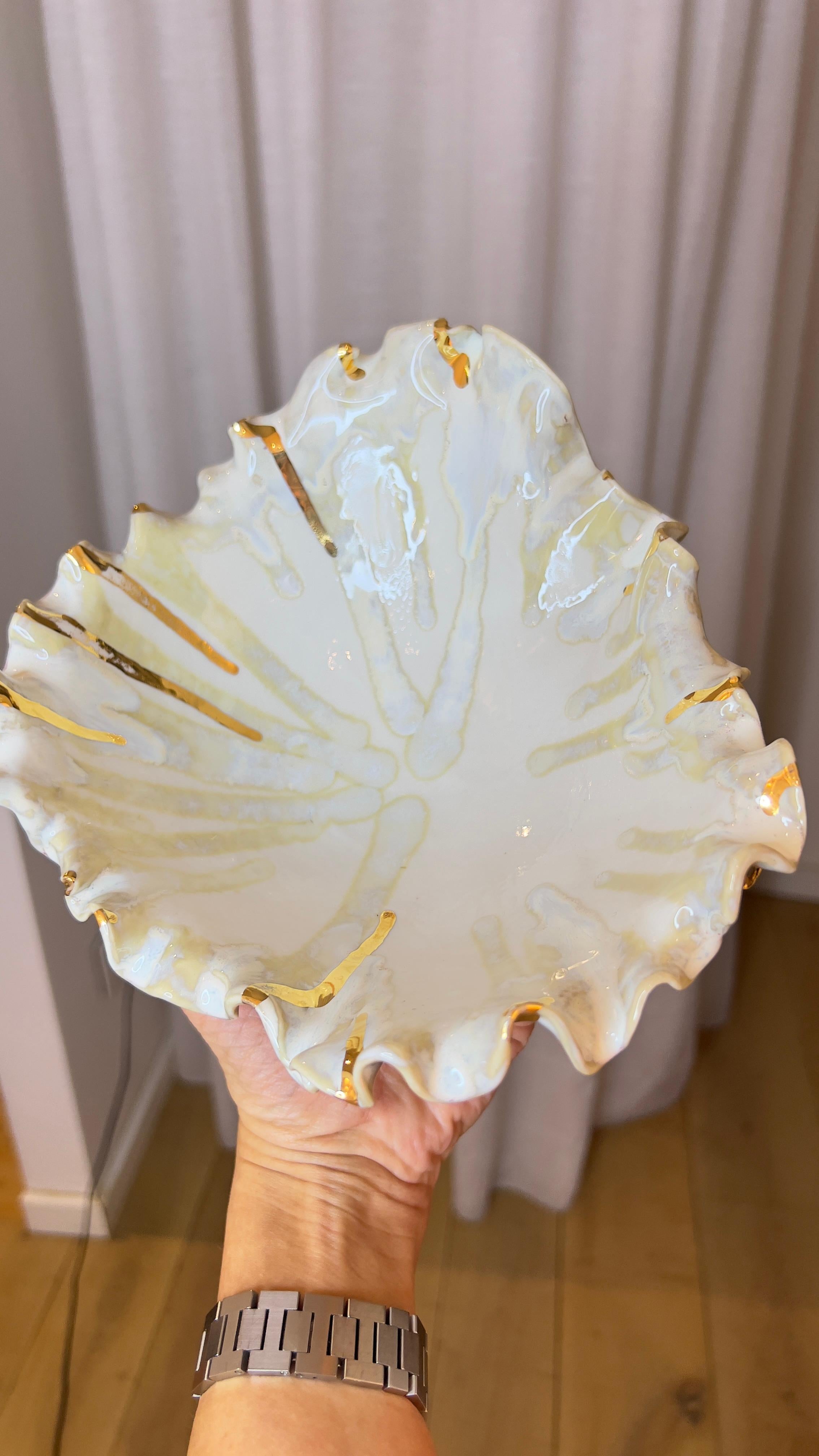 Nacre and Gold Porcelain Plate by Hania Jneid For Sale 7