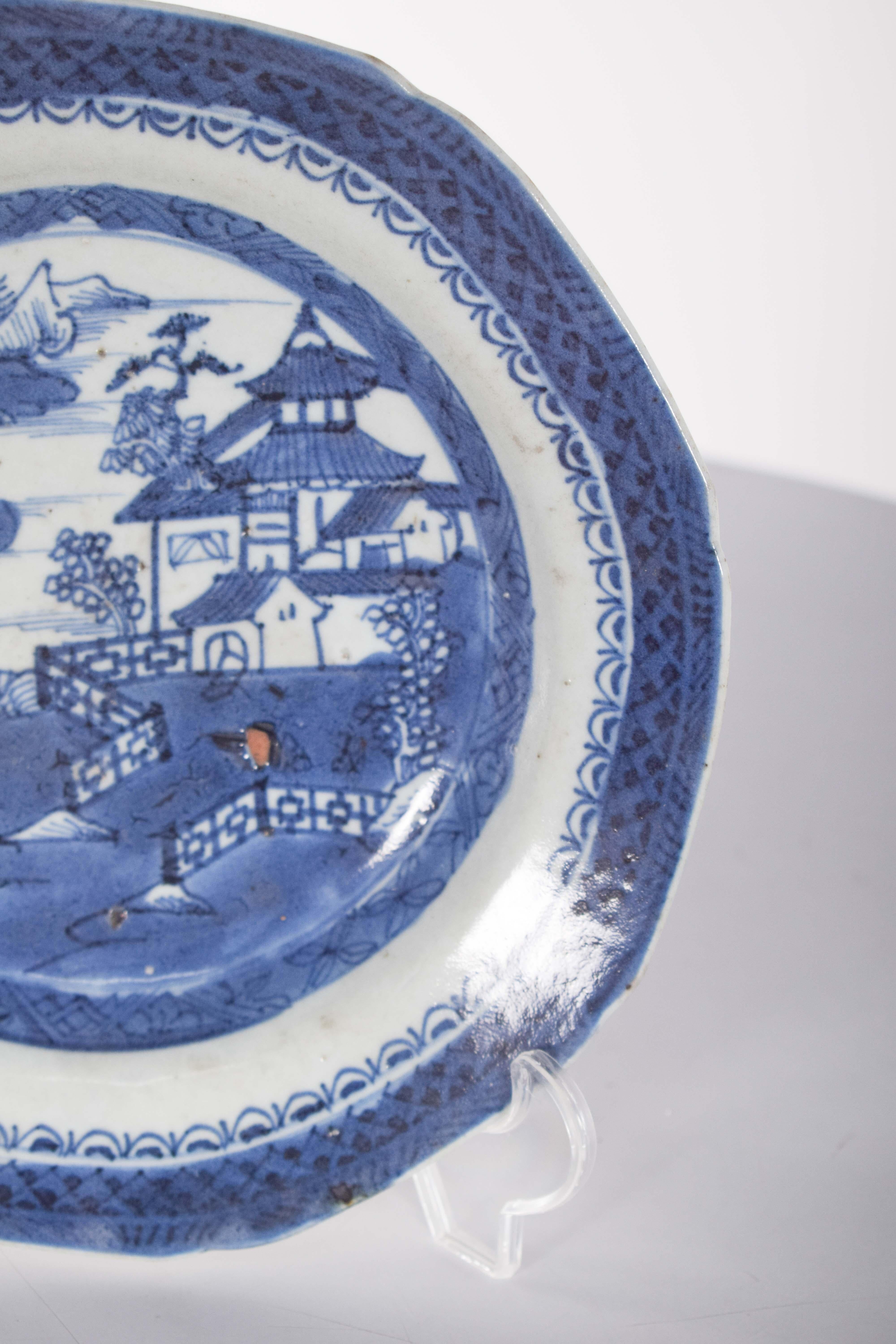 Plato de porcelana de China, dinastía Qing Chino en venta