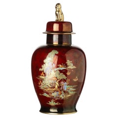 Porcelain - Pot with earthenware lid