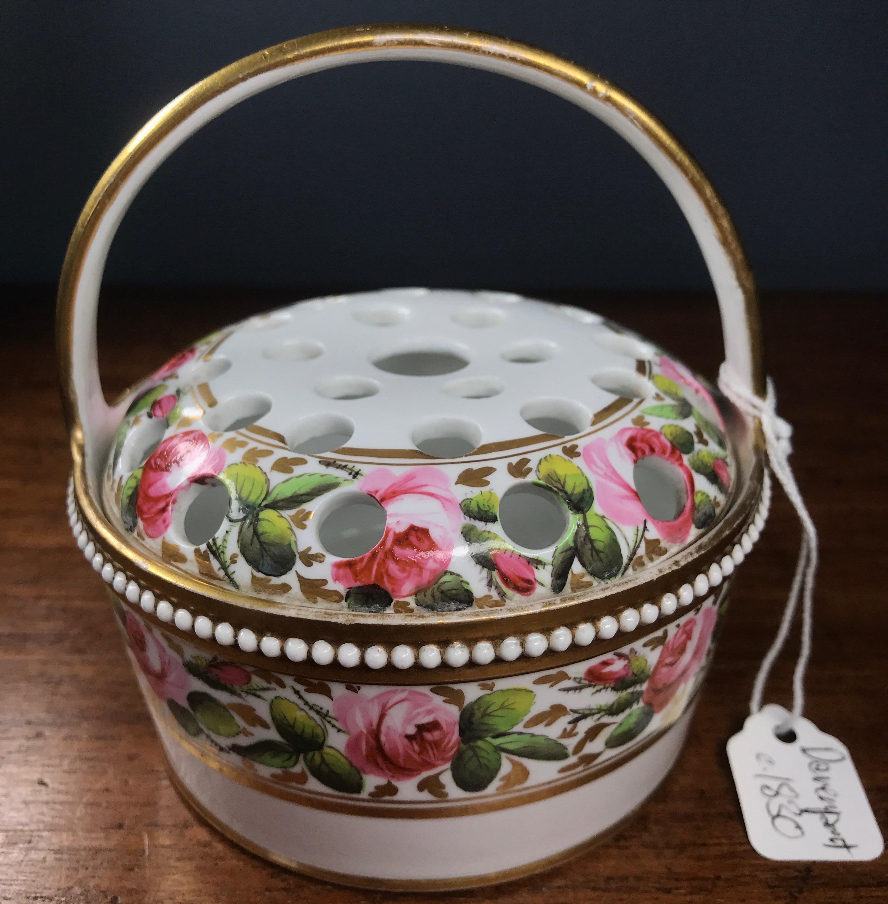 Early Victorian Porcelain Potpourri Basket Painted with Roses, Attr. Davenport, c. 1830 For Sale