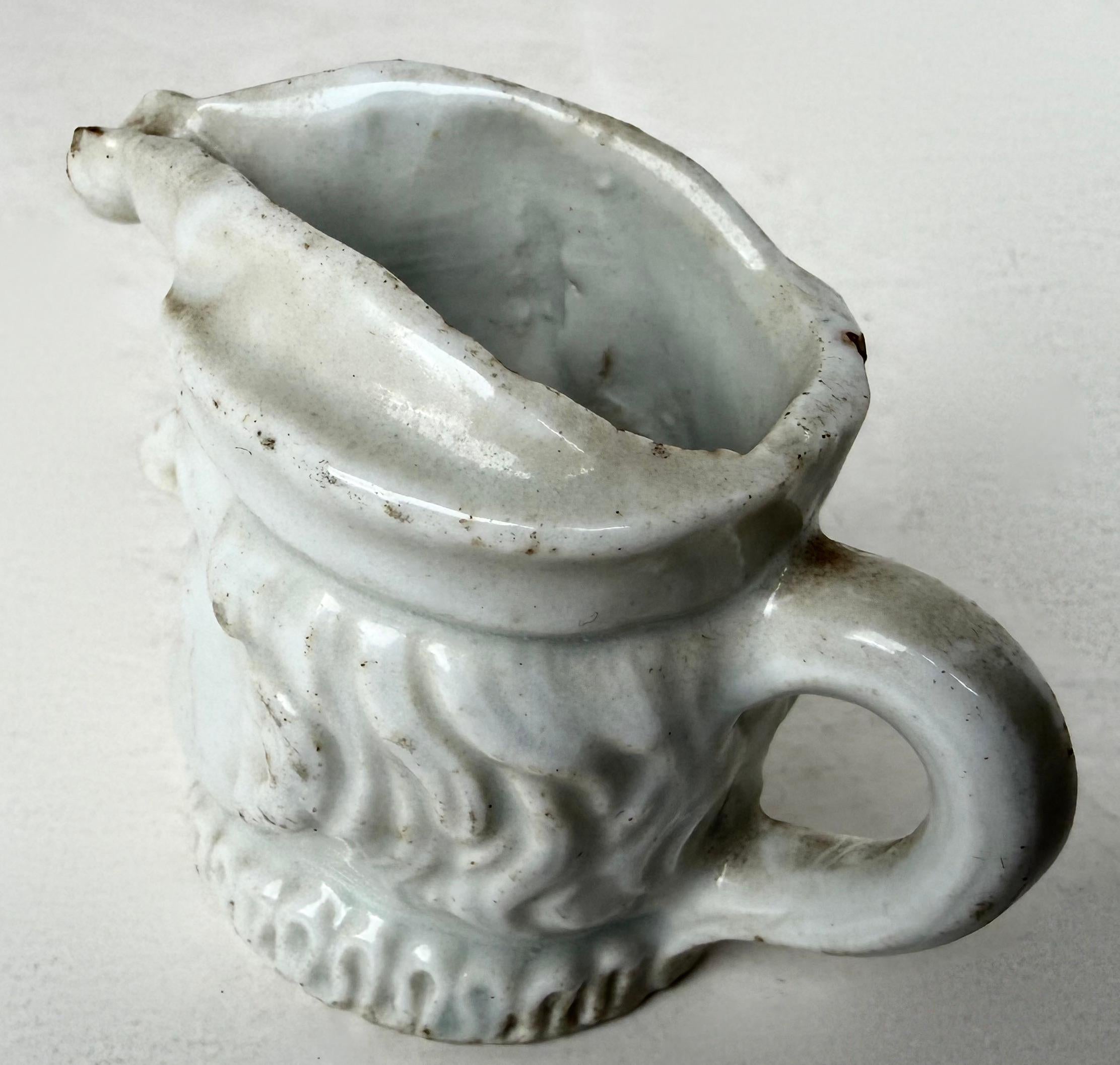 Vittoriano Cremiera figurata 