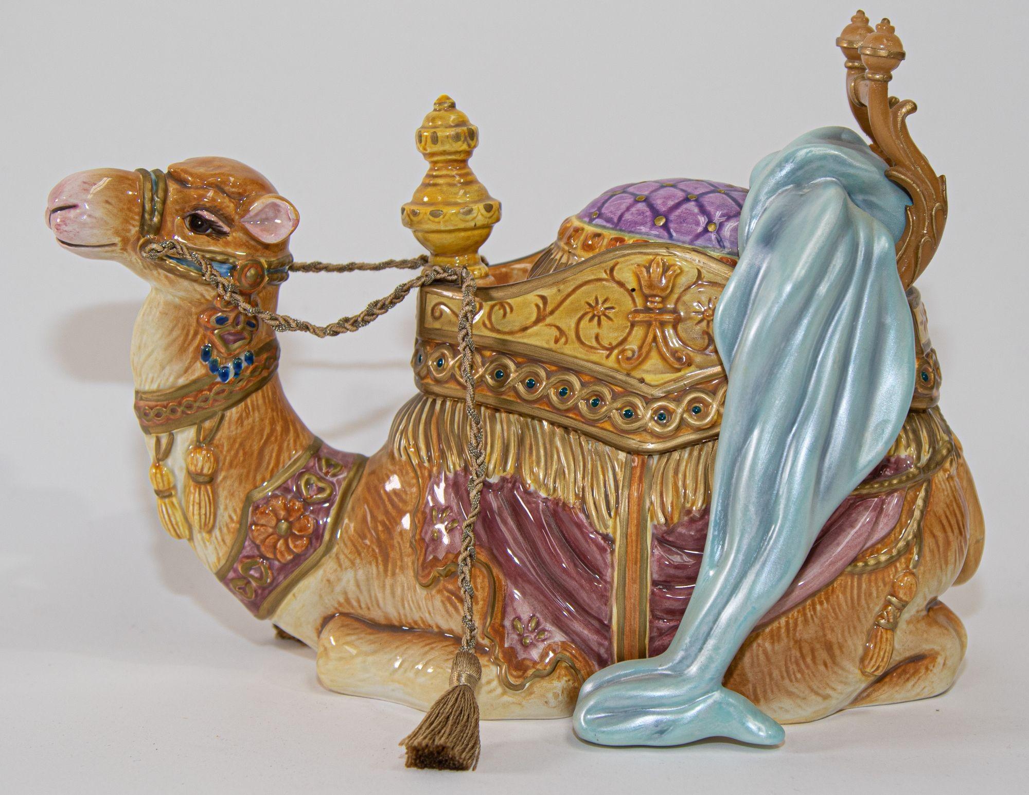 Porcelain Resting Arabian Camel by Fitz and Floyd For Sale 8