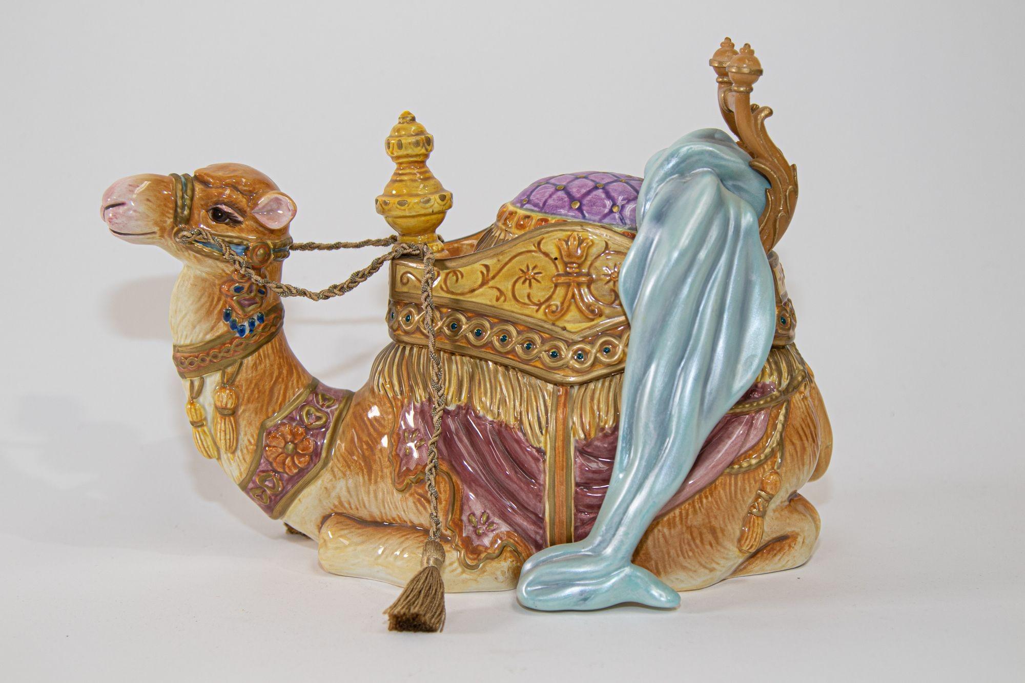 Porcelain Resting Arabian Camel by Fitz and Floyd For Sale 9