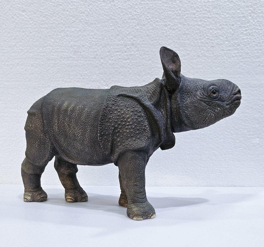 Porzellan-Baby Rhino-Skulptur von Lenox, acht Zoll, SCHLUSSVERKAUF im Angebot 1