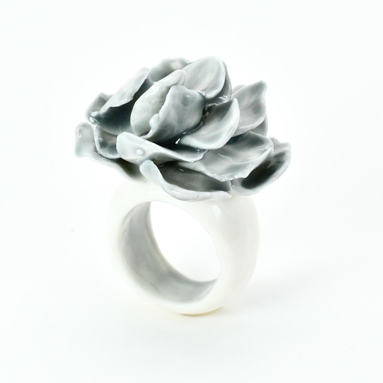 Contemporary Porcelain Ring Cloudy Rose For Sale