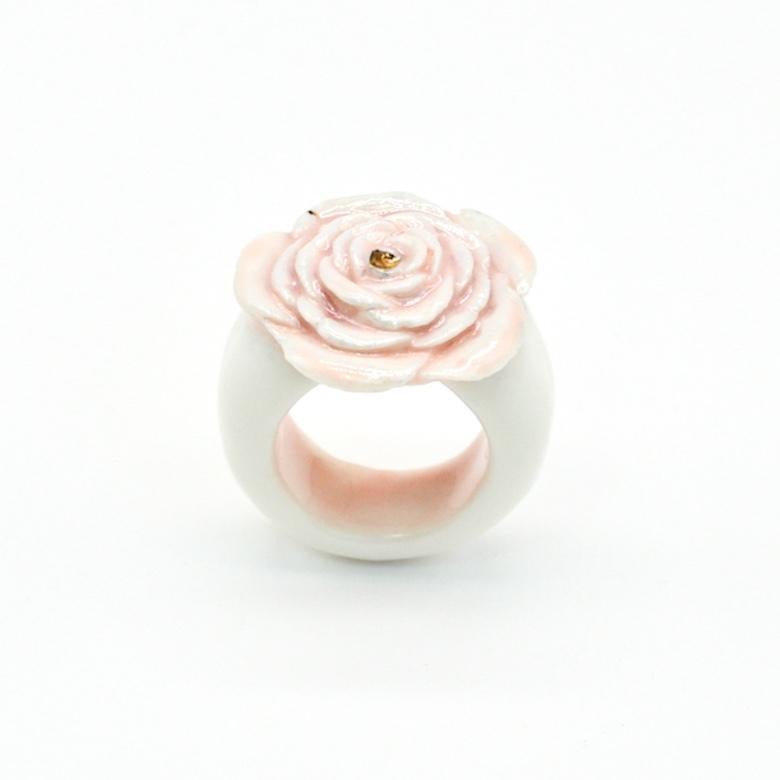 Porcelain Ring Sabrina In New Condition For Sale In London, GB
