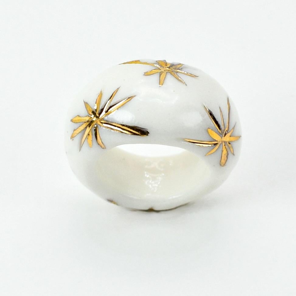 Contemporary Porcelain Ring with Golden Stars For Sale