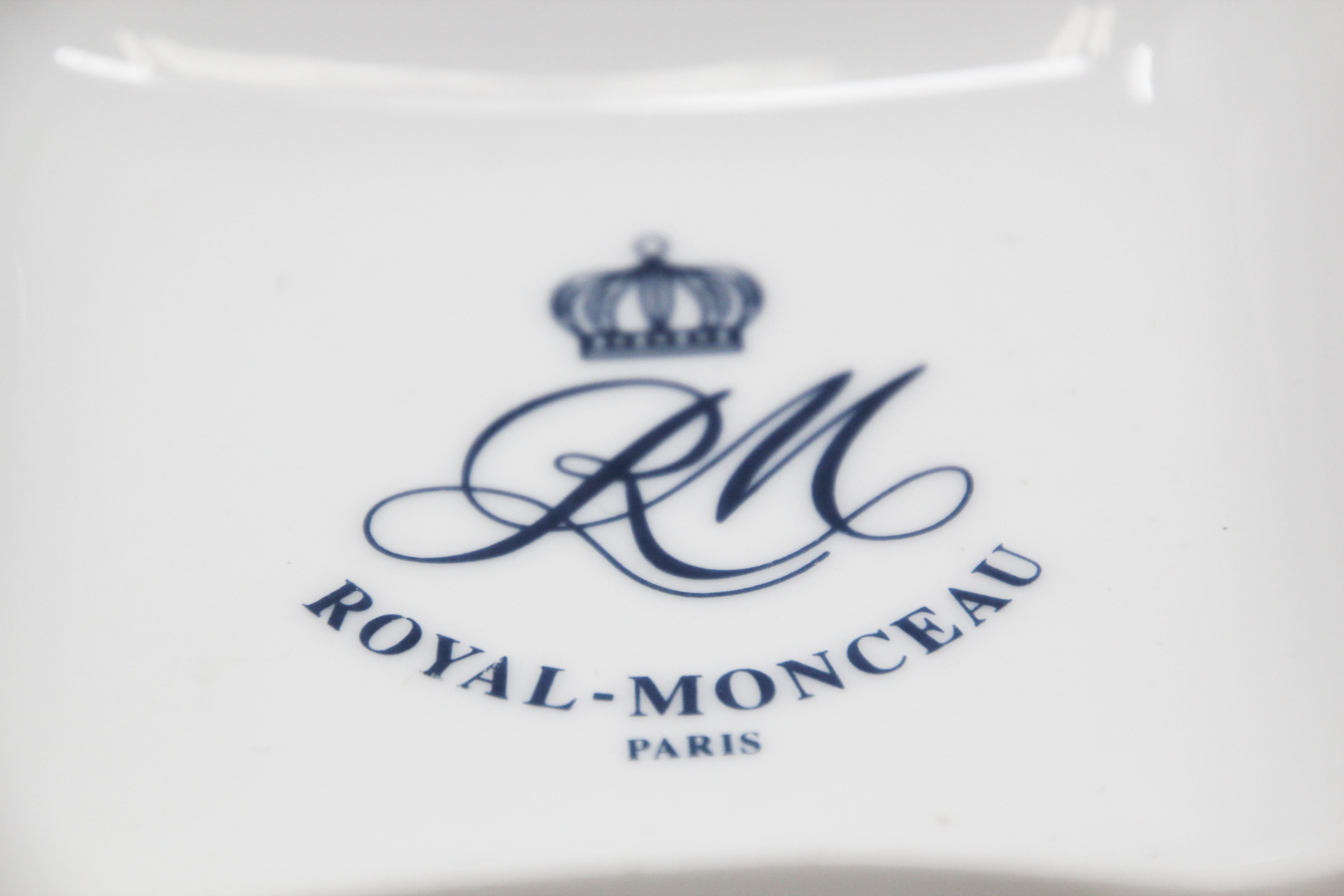Hand-Crafted Porcelain Royal Monceau Ashtray Vide Poche
