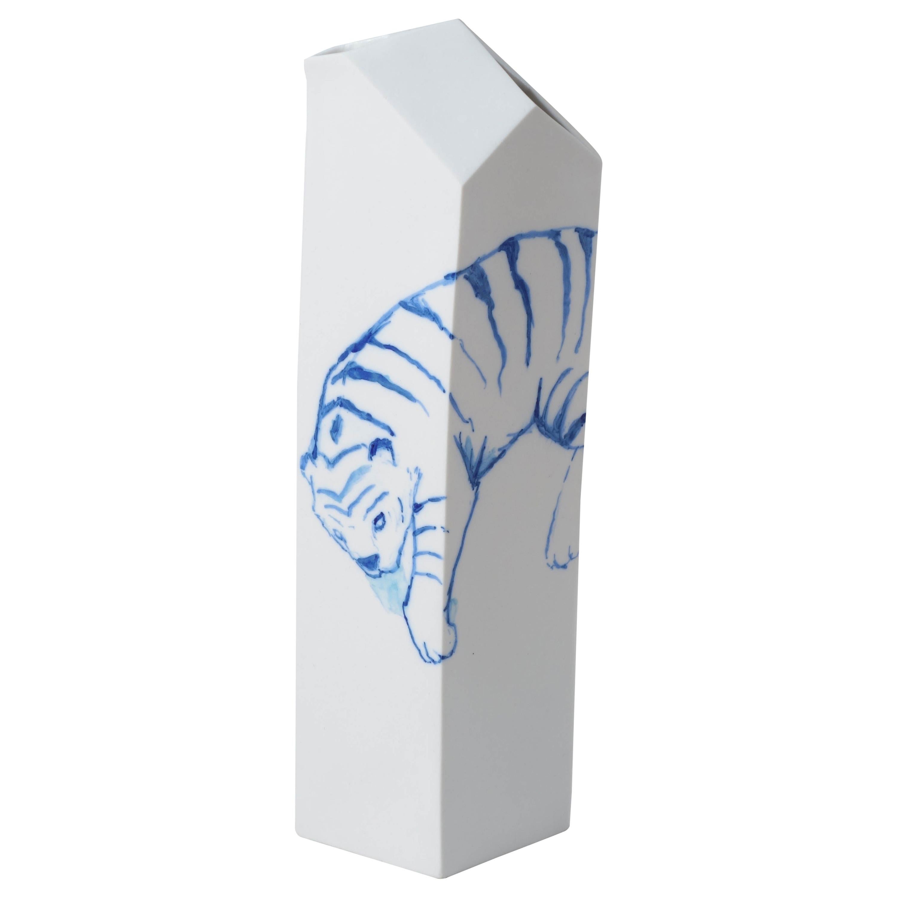 Porcelain Savage de la Romba by La Cube For Sale