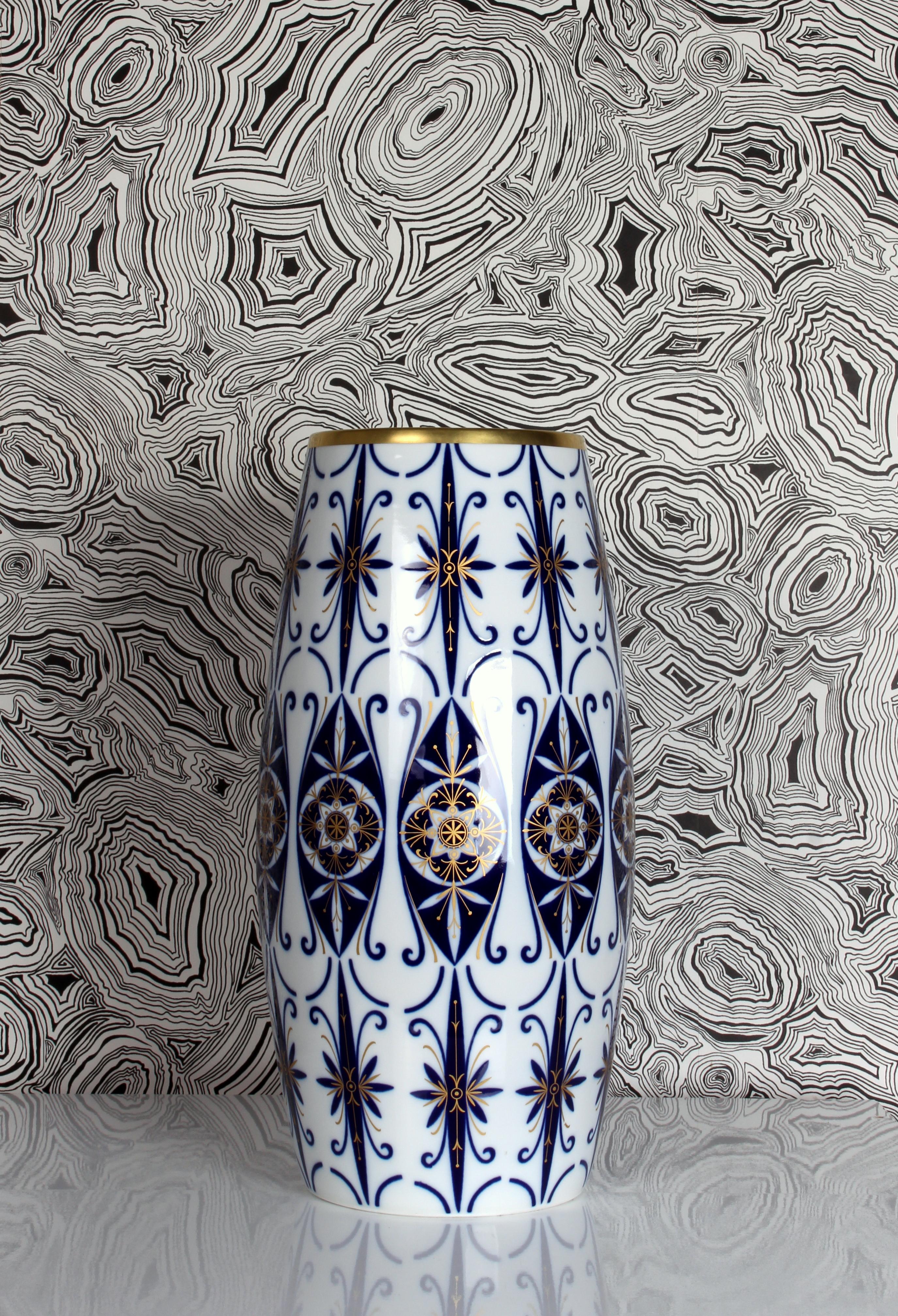 Porcelain Schumann Arzberg Midcentury Classic Floor Vase Cobalt Blue Gold beauty For Sale 9